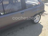 Usado Opel Corsa S 55 CV (40 kW) 1986 Gris / plata Berlina
