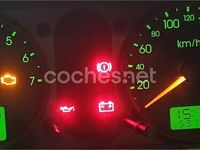 Usado Ford Fusion Trend 80 CV (58 kW) 2003 Gris / plata Utilitario