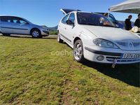 Usado Renault Mégane II Authentique 95 CV (69 kW) 2003 Blanco Berlina