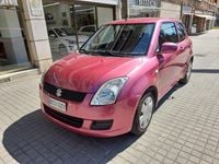 Usado Suzuki Swift GL 92 CV (67 kW) 2010 Violeta / lila Utilitario