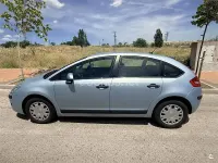 Usado Citroën C4 90 CV (66 kW) 2007 Azul Berlina