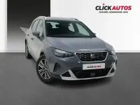 Usado Seat Arona Xperience 115 CV (84 kW) 2025 Gris / plata SUV
