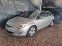 Usado Opel Astra Edition 110 CV (80 kW) 2012 Gris / plata Berlina