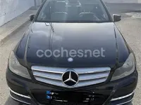 Usado Mercedes C200 Avantgarde 136 CV (100 kW) 2011 Negro Berlina
