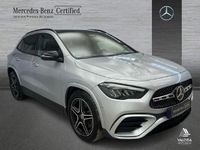 Usado Mercedes GLA200 AMG line 150 CV (110 kW) 2025 Plata hightech SUV