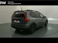 Usado Dacia Jogger Expression 140 CV (102 kW) 2025 Gris Monovolumen
