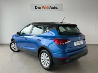 Usado Seat Arona Style 110 CV (80 kW) 2023 Azul SUV