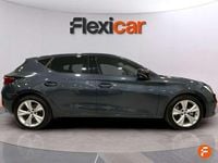 Usado Seat Leon FR 150 CV (110 kW) 2023 Azul Utilitario