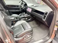Usado Porsche Cayenne 462 CV (339 kW) 2020 Gris SUV