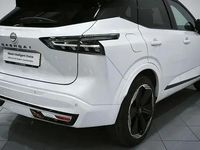 Usado Nissan Qashqai 140 CV (102 kW) 2024 Lunar white con techo midnight SUV