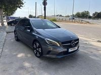 Usado Mercedes A200 Style 136 CV (100 kW) 2017 Gris Utilitario
