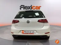 Begagnad VW Golf VII Edition 116 HK (85 kW) 2019 Vit Halvkombi