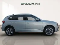 Usado Skoda Kamiq 150 CV (110 kW) 2025 Gris plata SUV