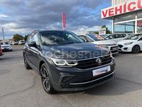 Usado VW Tiguan Life 150 CV (110 kW) 2022 Gris / plata SUV