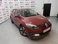 Usado Renault Mégane Bose Edition 130 CV (95 kW) 2014 Granate Berlina