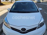 Usado Toyota Yaris Live 90 CV (66 kW) 2012 Blanco Utilitario