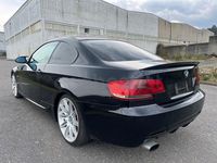 Usado BMW 320 Sport Line 177 CV (130 kW) 2008 Negro Coupe
