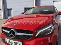 Usado Mercedes A180 Urban 122 CV (89 kW) 2016 Rojo Berlina