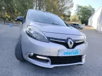 Usado Renault Scénic III LIMITED 115 CV (84 kW) 2014 Gris / plata Monovolumen