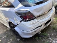 Usado Opel Astra GTC Sport 115 CV (84 kW) 2008 Blanco Berlina