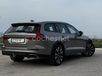Usado Volvo V60 CC 190 CV (139 kW) 2019 Gris / plata Familiar