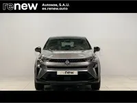 Usado Renault Captur Techno 100 CV (73 kW) 2025 Gris / plata SUV