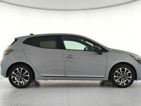 Usado Renault Clio V Techno 145 CV (106 kW) 2025 Gris Berlina