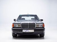 Usado Mercedes 190 185 CV (136 kW) 1987 Gris Berlina