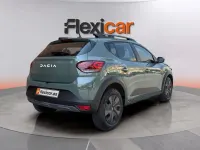 Usado Dacia Sandero Expression 101 CV (74 kW) 2024 Verde Berlina