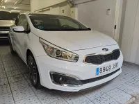 Usado Kia ProCeed 136 CV (100 kW) 2016 Granate Utilitario