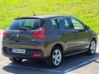 Usado Peugeot 3008 Style 112 CV (82 kW) 2012 Marrón Familiar