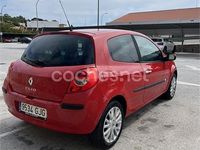 Usado Renault Clio II Exception 85 CV (62 kW) 2008 Rojo Berlina