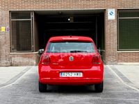 Usado VW Polo Advance 60 CV (44 kW) 2014 Rojo Berlina