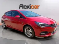 Usado Opel Astra Business Elegance 130 CV (95 kW) 2020 Rojo Berlina