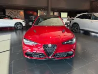 Nuevo Alfa Romeo Giulia Quadrifoglio 520 CV (382 kW) 2025 Verde Berlina