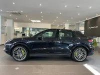 Usado Porsche Cayenne E-Hybrid Coupe 462 CV (339 kW) 2021 Negro SUV