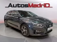 Usado Hyundai i30 121 CV (88 kW) 2021 Gris Familiar