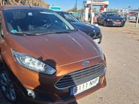 Usado Ford Fiesta Titanium X 125 CV (91 kW) 2014 Marrón Utilitario