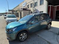 Usado Peugeot 2008 Signature Sky 82 CV (60 kW) 2019 Azul SUV