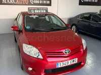 Usado Toyota Auris 97 CV (71 kW) 2010 Granate Utilitario