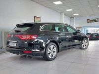 Usado Renault Talisman Intens 130 CV (95 kW) 2017 Negro Familiar