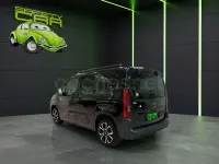Usado Citroën Berlingo Shine 102 CV (75 kW) 2019 Negro Monovolumen