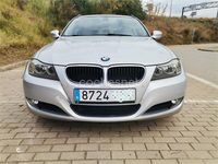 Usado BMW 318 143 CV (105 kW) 2010 Gris / plata Familiar