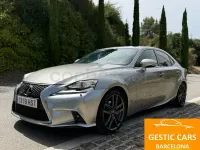 Usado Lexus IS300h Sport Line 223 CV (164 kW) 2013 Gris / plata Berlina