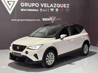 Usado Seat Arona Style 110 CV (80 kW) 2021 Blanco SUV