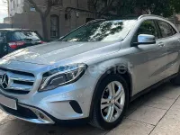 Usado Mercedes GLA220 Urban 170 CV (125 kW) 2014 Gris / plata SUV