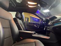 Usado Mercedes E200 Avantgarde 136 CV (100 kW) 2016 Gris / plata Familiar