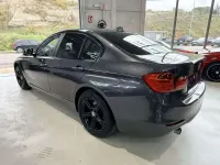 Usado BMW 318 Comfort Edition 143 HP (105 kW) 2015 Cinzento Sedan