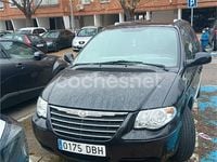 Usado Chrysler Voyager 140 CV (102 kW) 2004 Negro Monovolumen