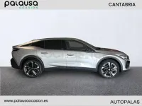Usado Peugeot 408 Allure 130 CV (95 kW) 2024 Gris / plata SUV